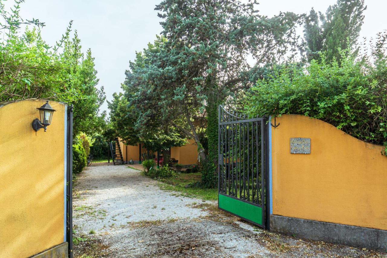 Вилла Country House Tra Lago E Mare A Sud Di Roma Campoleone Экстерьер фото